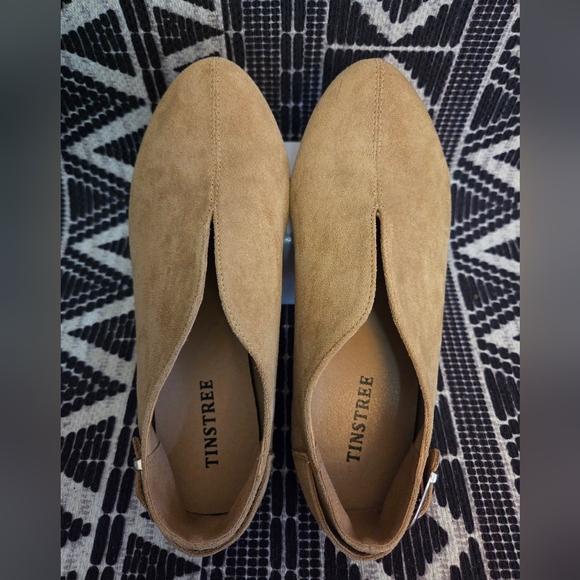 Tinstree Women Tan Suede Flat MocassIn Slip On sz 6 NWD UNIQUE LOOK! - Picture 4 of 6